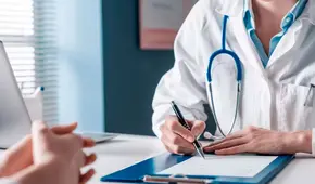 Sentencian a médico de Florida a 12 años de prisión por pedir favores sexuales a cambio de recetas para tratar adicciones