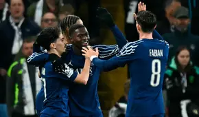 ¡PSG se metió a las semis! Pese a que perdió 3-2 ante Aston Villa, avanzó en la Champions League