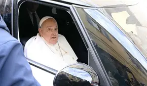 El Papa Francisco visita cárcel romana en Jueves Santo pese a su convalecencia
