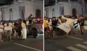 Hombre que interpretaba a Jesús pateó a joven que lo molestaba durante escenificación de semana santa y clip es viral
