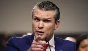 Secretario de defensa de Estados Unidos habría compartido información sobre ataques a Yemen a su esposa y hermano Secretario de defensa de Estados Unidos habría compartido información sobre ataques a Yemen a su esposa y hermano