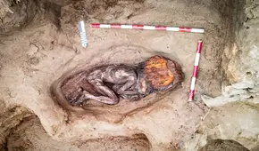 Hallazgo histórico en Perú: descubren momia de mujer de la élite de la civilización Caral con uñas y piel preservadas