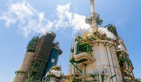 Gobierno autoriza operación temporal de refinerías sin inscripción completa en registro de Osinergmin