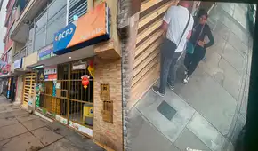 Robacasas desmantelan licorería de adulto mayor y lo dejan sin nada en SJL: tragos, dinero y joyas valorizados en S/50.000 Robacasas desmantelan licorería de adulto mayor y lo dejan sin nada en SJL: tragos, dinero y joyas valorizados en S/50.000