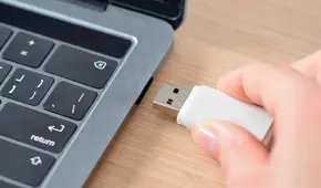 Muchos tienen una memoria USB en su hogar, pero pocos saben para qué sirven los agujeros en su parte metálica
