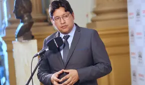 Cuestionan proyecto de ley de Ilich López que busca reducir el IGV e incrementar el Impuesto a la Renta