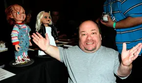 Muere Ed Gale, actor que dio vida a Chucky en las primeras películas de la saga, a los 61 años