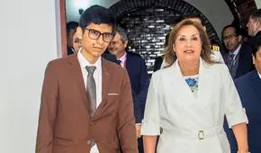 Dina Boluarte se siente más cómoda con los evangélicos: “En las iglesias católicas solo me chancan”, revela pastor