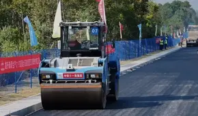 El innovador método de China para construir carreteras sin personal humano: completó 158 km con maquinaria autónoma impulsada por IA