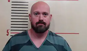 Arrestan a funcionario del gobierno federal acusado de aborto forzado a su pareja en Texas: pagó US$500.000 de fianza