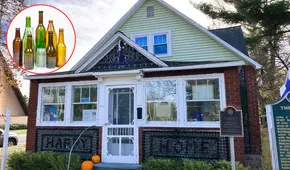 Así es la Casa de Botellas en Michigan, ícono del reciclaje creativo y símbolo cultural de Michigan, hecha con 60.000 botellas