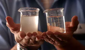 Estudiantes peruanos crean un dispositivo que convierte el agua de mar en potable y solo necesita luz solar