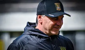 Carlos Bustos, extécnico de Alianza Lima, fue despedido tras 'destrozar' a sus jugadores por humillante goleada 7-2 en Bolivia