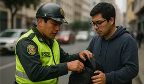 Abogada aclara si la Policía puede revisar mis objetos personales en la calle: ¿cuáles son las condiciones?