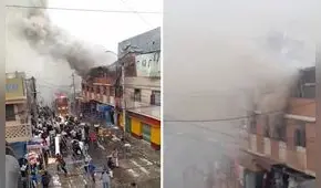 Reportan incendio en galería comercial de Huacho: ambulantes temen expansión de fuego