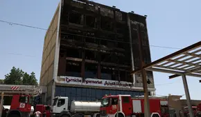 Mueren más de 61 personas tras un incendio en un centro comercial en Irak: "Fuimos a comprar comida"