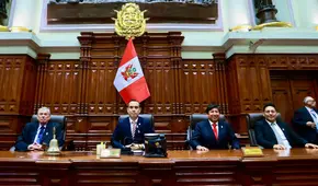 Nueva Mesa Directiva del Congreso se instala en medio de cuestionamientos y demoras