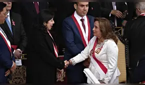 Dina Boluarte y el 'frío' saludo con presidenta del Poder Judicial tras solicitar reforma del sistema judicial