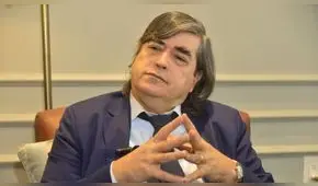 El regreso de Jaime Bayly: “La noche es virgen”