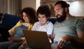 80% de clientes de internet fijo de Integratel Perú ya navega con fibra óptica al hogar