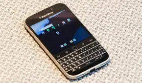 ¿Recuerdas los teléfonos BlackBerry Classic? Han regresado de la muerte, pero hay un gran problema