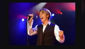 Retrato del Duque Blanco: “BOWIE” de Simon Critchley