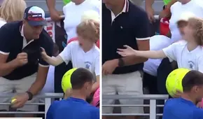 Tenista regala gorra a niño en el US Open, pero adulto se la quita y desata indignación en redes sociales
