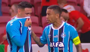 Prensa brasileña no perdona a Erick Noriega por cometer 2 penales en Gremio: "Imprudente, como mínimo"