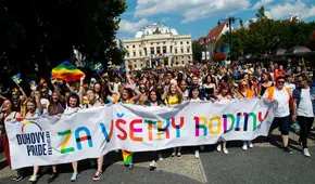 Eslovaquia aprueba enmienda constitucional que limita los derechos de la comunidad LGTBIQ+