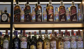 Brasil en alerta por muertes e intoxicaciones causadas por bebidas alcohólicas adulteradas