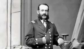 Un minuto de silencio por Miguel Grau  y la tripulación del Huáscar