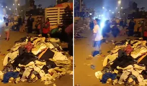 Tiktoker muestra cómo la ropa donada a víctimas del incendio en Pamplona Alta quedó regada en la calle: “Hay muchísima”