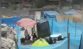 Sin luz ni agua: familias damnificadas regresan a sus terrenos tras devastador incendio en Pamplona Alta