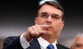 Hijo de Jair Bolsonaro pide a EE.UU. bombardear lanchas del narcotráfico en Brasil, como lo hace en el Caribe