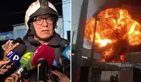 Bomberos denuncian falta de cisternas de Sedapal durante incendio de fabrica en SJL: ¿Cómo es posible que los domingos no tengan pilotos?