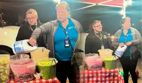 Indignación en EE.UU.: trabajadora del ayuntamiento lanza lejía a comida de una familia latina que vendía en la calle