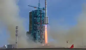 China lanza nave antes de lo previsto para regresar a sus astronautas varados en el espacio