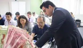 Bono para trabajadores del sector público es oficial: beneficiarios y requisitos en la Ley de Presupuesto 2026