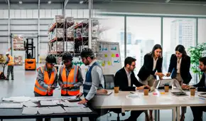 Contabilidad, administración, programación y otras carreras en que la IA generativa pondría en riesgo, según el INEI