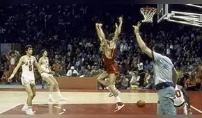 Política y deporte en la Guerra Fría: tres segundos de infarto en la final de básquet de las Olimpiadas de Múnich de 1972 entre USA y la URSS