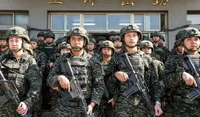 Taiwán refuerza su defensa militar y advierte que puede responder de inmediato a un ataque de China