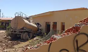 Tacna: cisterna de municipalidad Alto de la Alianza destruye muro de centro educativo y deja tres heridos