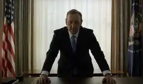 Policial y política: las series “Hinterland” y “House of Cards” (versión británica)