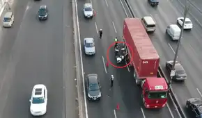 Joven manejaba su moto eléctrica en la Panamericana Norte y muere arrollado por tráiler