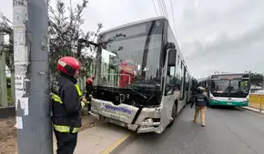 Chofer del Metropolitano fallece de un paro cardiaco dentro de bus en av. Escuela Militar en Chorrillos