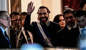 Bukele responde a Clinton por críticas contra presuntas torturas en el Cecot y ofrece enviar presos al extranjero