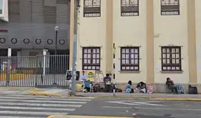 Serenazgo retira a fans de Bad Bunny que acampaban diez días antes de su concierto en el Estadio Nacional