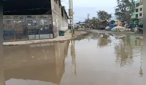 Calles de Trujillo amanecieron inundadas tras lluvias advertidas por Senamhi: vecinos exigen intervención de las autoridades