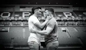 Jugador que se declaró gay denunció que tuvo que dejar su equipo por homofobia, pero club rechaza acusaciones