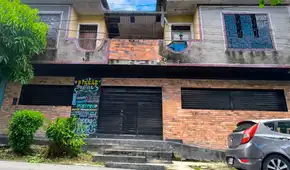 Delincuentes ingresan a pizzería y se llevan equipos valorizados en 7 mil soles en pleno centro de Iquitos